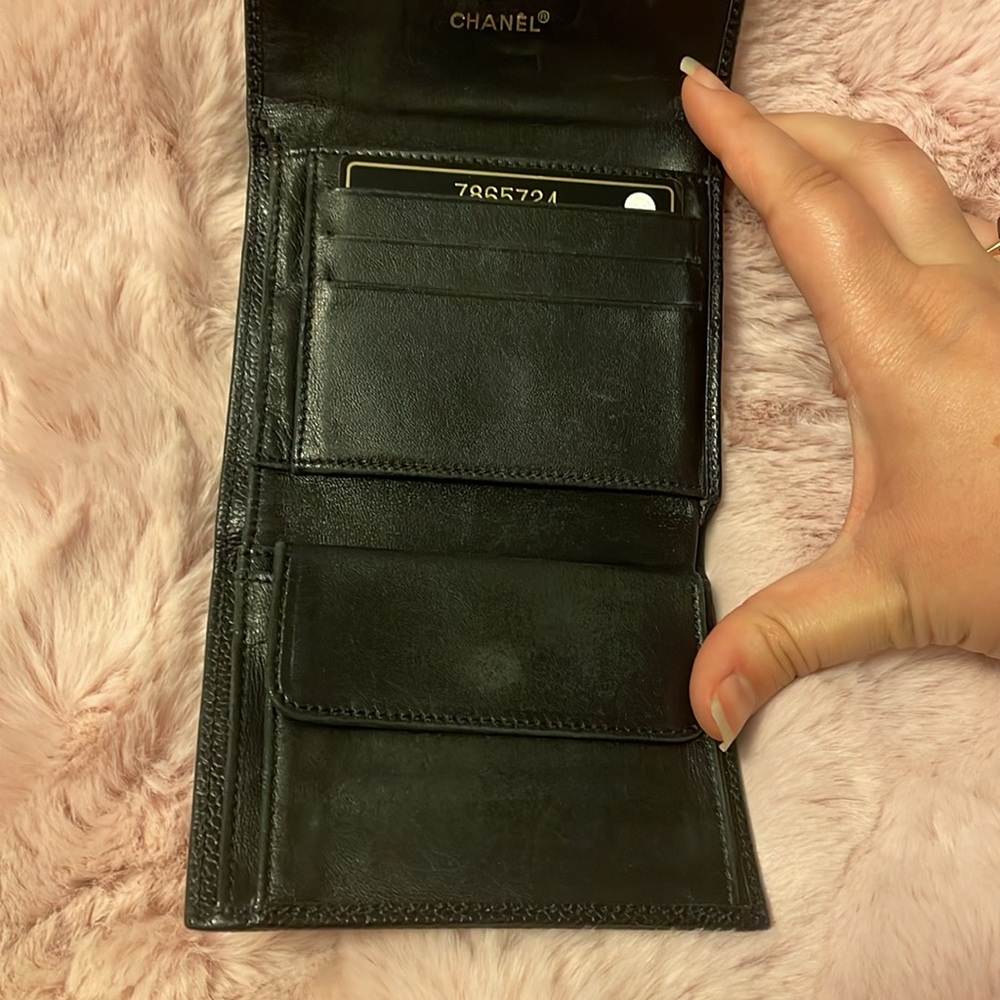 Black caviar compact Chanel wallet - Picture 3 of 8